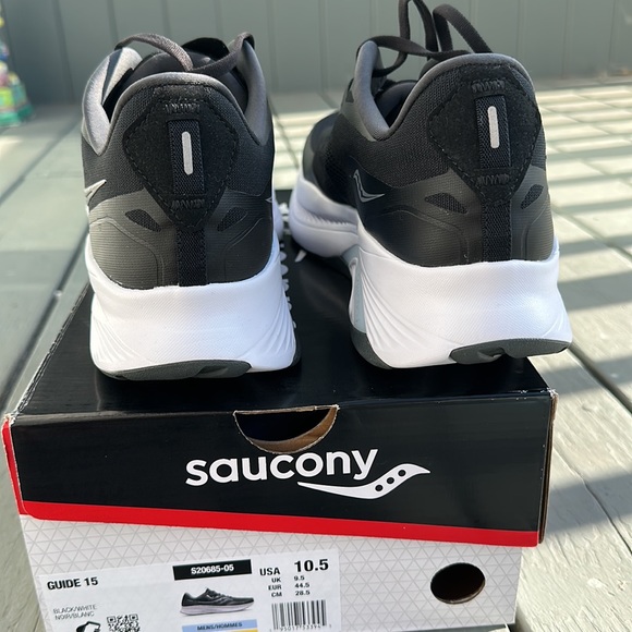 Saucony Men’s Running shoes - Picture 5 of 8